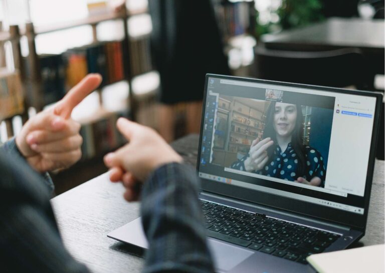 Nonverbal Mastery: Workplace Communication Signals