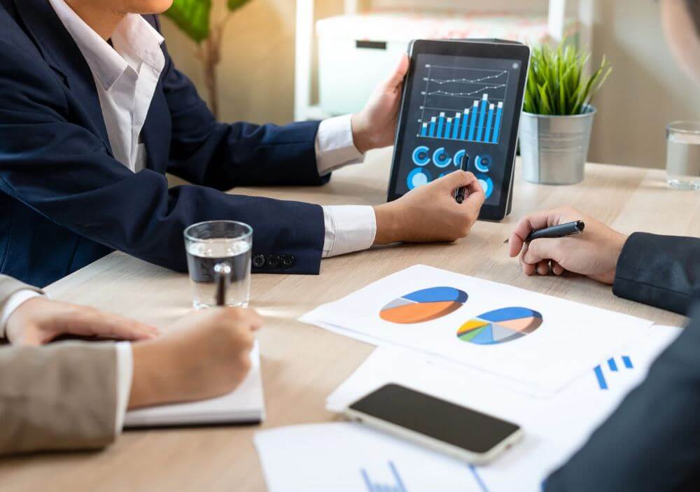 international business advisors