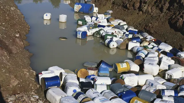 Level 3 Certificate in Biosafety Hazardous Waste Handling and Disposal (US) Thumbnail